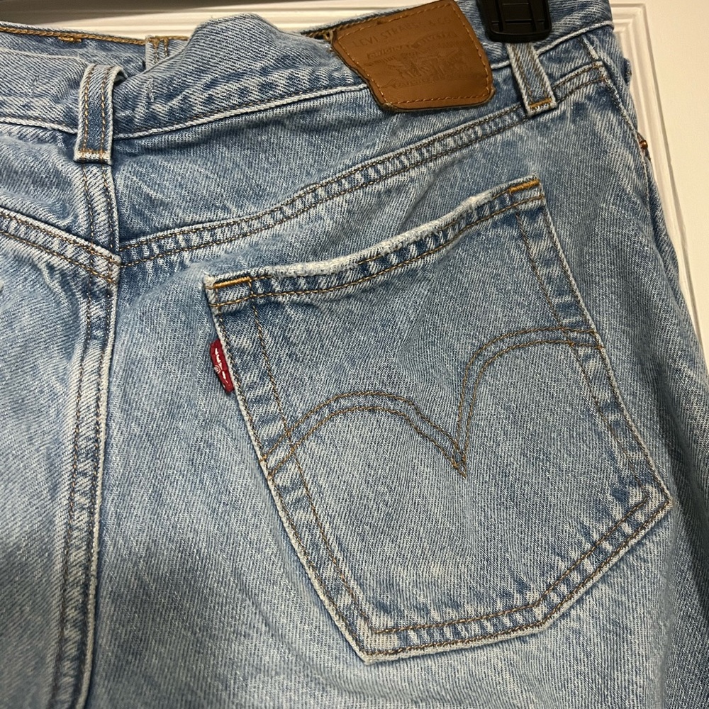 Levi’s Wedgie Jeans